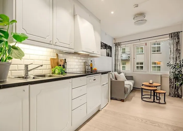 Flat In House With Outstanding Roof Terrace